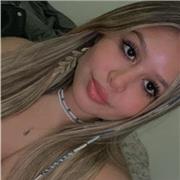 Soy un educador con formación en Educación Secundaria Obligatoria (ESO) y Bachillerato,